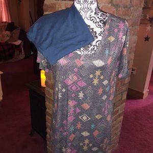LulaRoe 2pc set TC leggings w/multi color shirt M